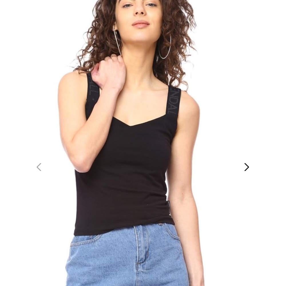 NWT Kendall & Kylie Tank Top With Logo Straps And Slight V In  Front Size  Small